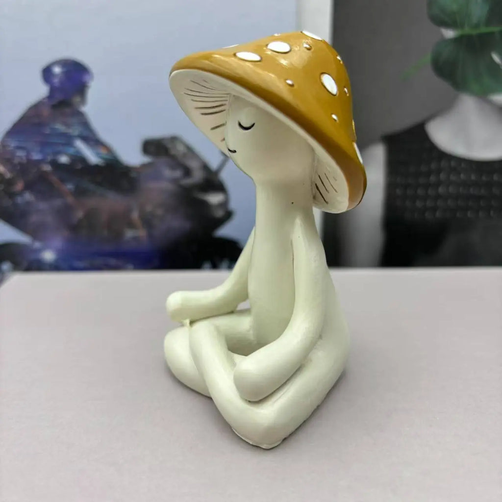 Cute Meditation Yoga Mushroom Desktop Statue, Resin Craft Gift for Home, Living Room Accessories, Garden & Patio Decoration, Unique Tabletop Ornament