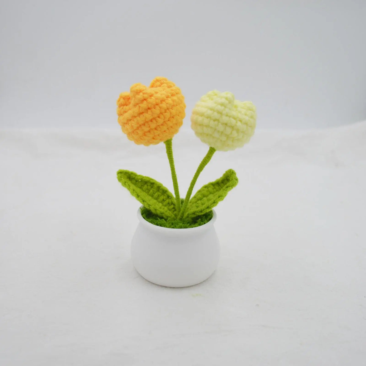 Crochet Tulip Flower Potted Plant Ornament, Handmade Knitted Tulip Flower Ornament, Home & Car Decor, Artificial Potted Flower, Artificial Flower Decorations, Artificial Floral Ornaments, Fake Floral Decor, Decorative Flowers