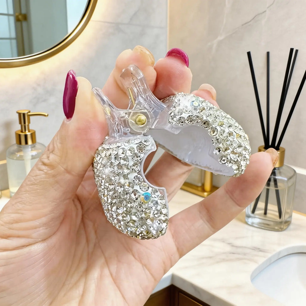 High-End Rhinestone Toothbrush Cover, Plastic Toothbrush Protector for Bathroom & Trave, Easy Storage, Essential Home Accessory