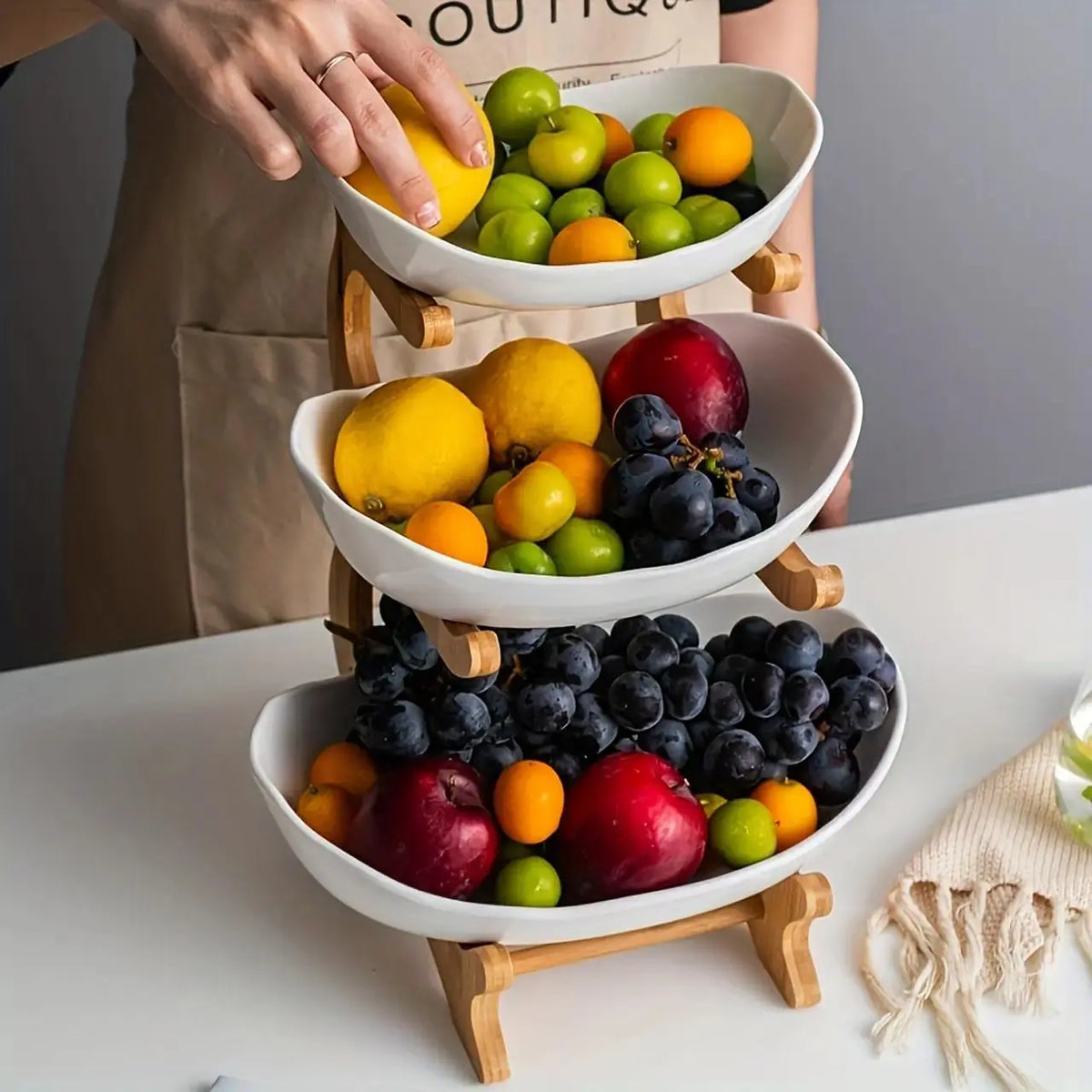 Colorful Fruit Basket Set with, Plastic Bowls, Cake Stands for Party, Biscuit Plates, Dessert Table Display Riser for Candy Buffets, Perfect for Weddings & Parties