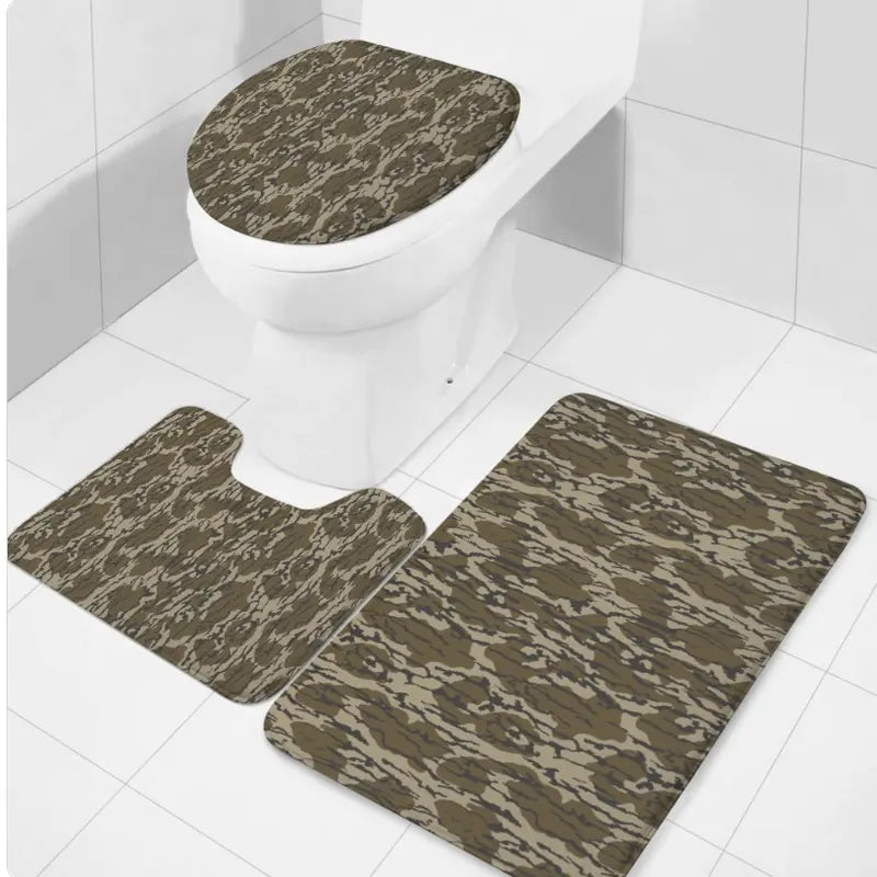 Original Bottomland Everything Bottom Lands Camo 4-Piece Bathroom Set Polyester - Mats with Camouflage Design